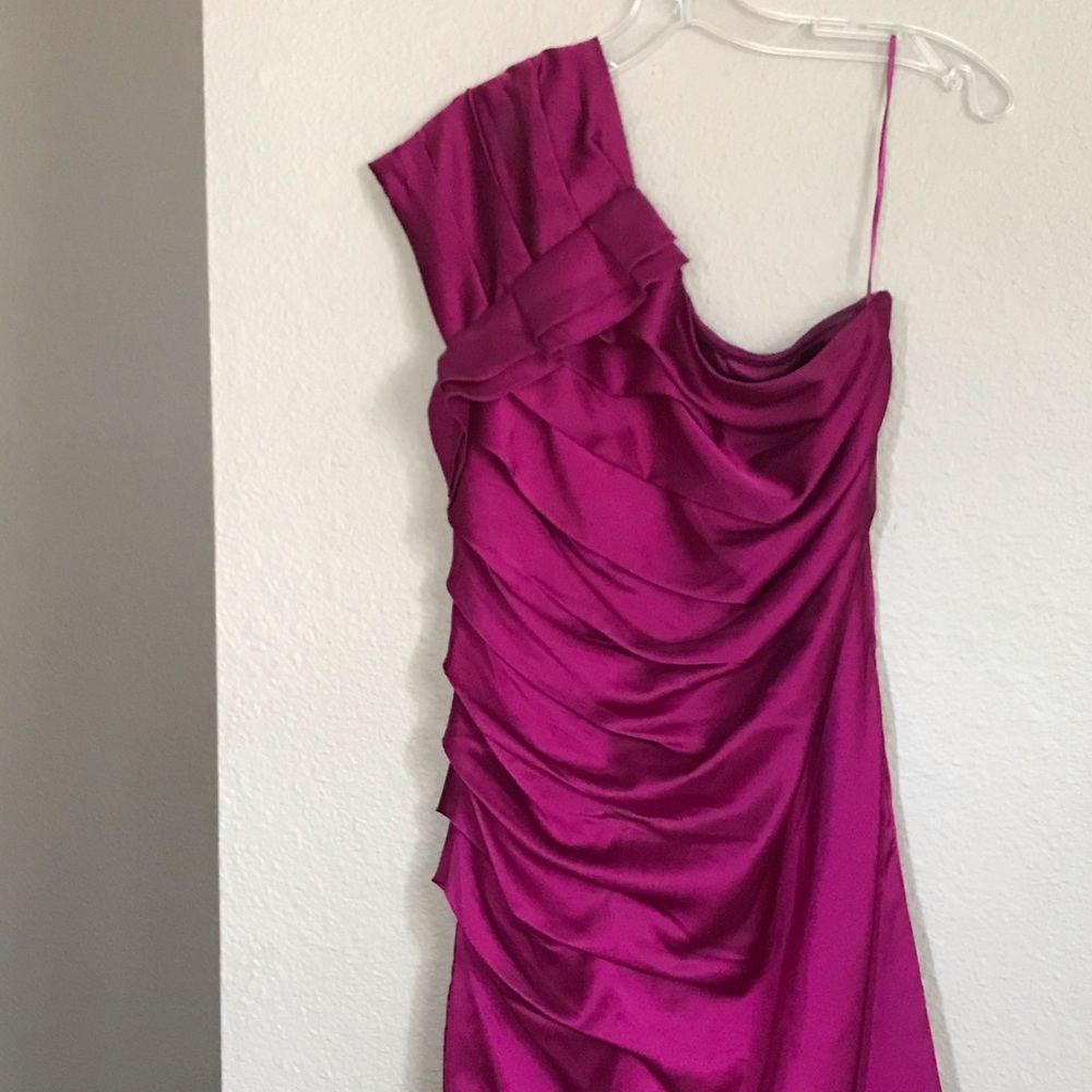 Sexy One Shoulder Ruffle Above Knee Dress